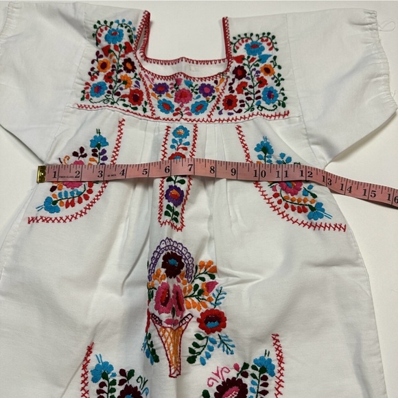Floral Embroidered Folkloric Dress - Picture 4 of 5